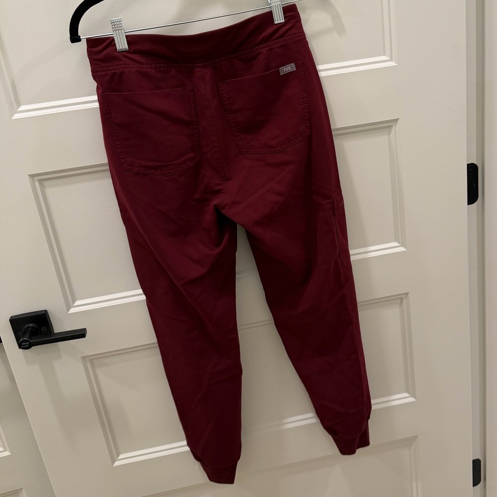 Figs scrubs - Picture 6 of 7